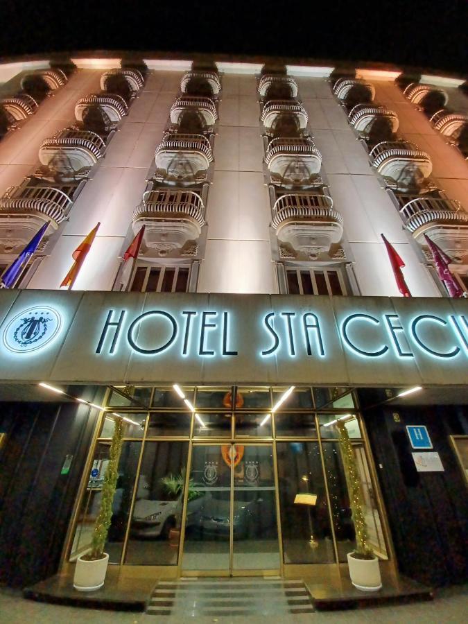 圣锡西利亚酒店 雷阿尔城 外观 照片